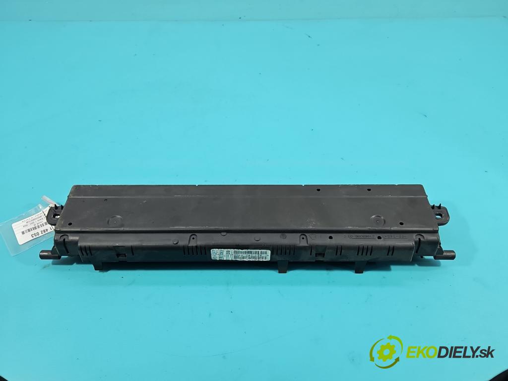 Renault Scenic II 2003-2009 1.5 dci 106 HP manual 78 kW 1461 cm3 5- prístrojovka/ budíky P8200787774A (Prístrojová doska)