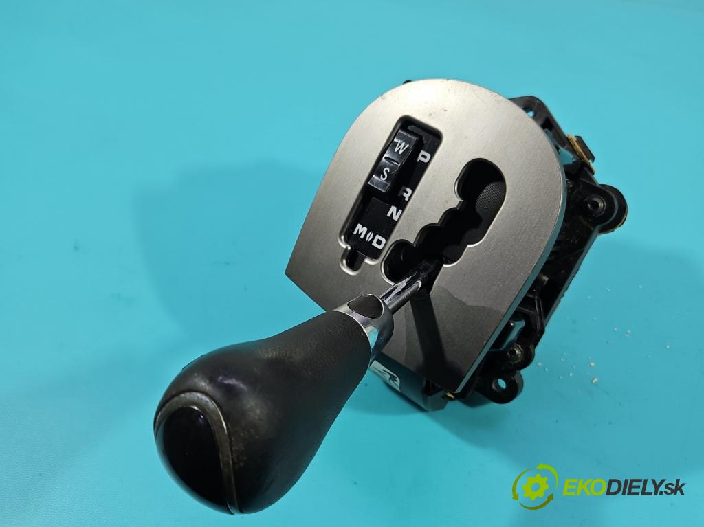 Ssangyong Rexton I 2001-2017 2.0 (671960) 155 HP automatic 114 kW 1998 cm3 5- Páka: Změny: stupeň,rýchlosť 36700-08D50 (Rýchlostná páka (kulisa))