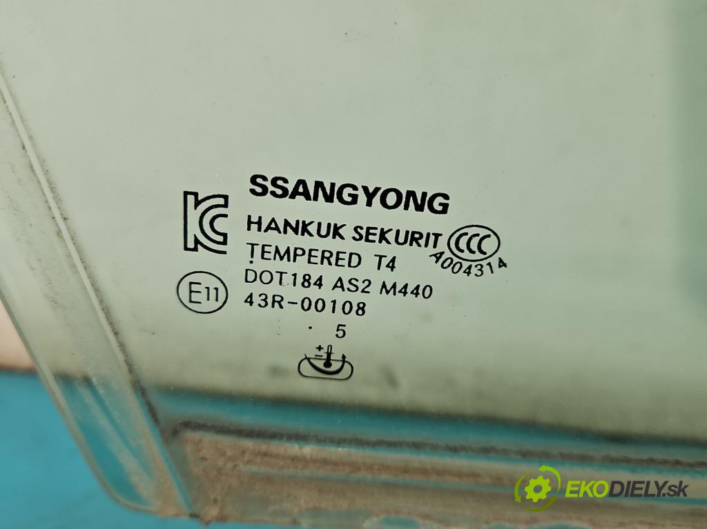 Ssangyong Rexton I 2001-2017 2.0 (671960) 155 hp automatic 114 kW 1998 cm3 5- sklo dveře přední pravé