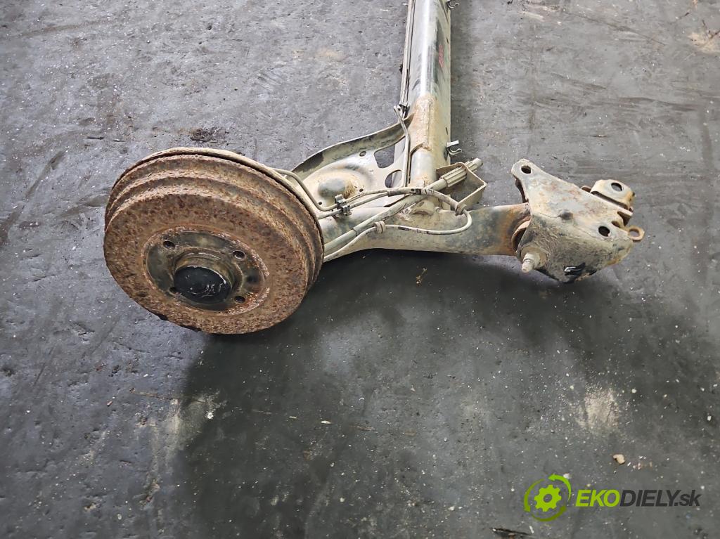 Renault Clio III 2005-2012 1,2.0 16V 75 hp manual 55 kW 1149 cm3 5- zadní výztuha  (Výztuhy zadní)