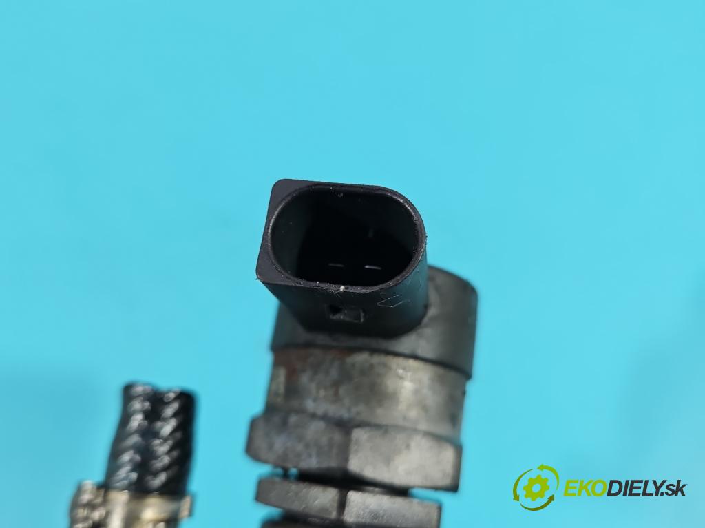 Mercedes Vito W447 2014- 2,2.0 CDI 136 HP automatic 100 kW 2143 cm3 5- lišta vstrekovacia A6510701695 (Vstrekovacia lišta)