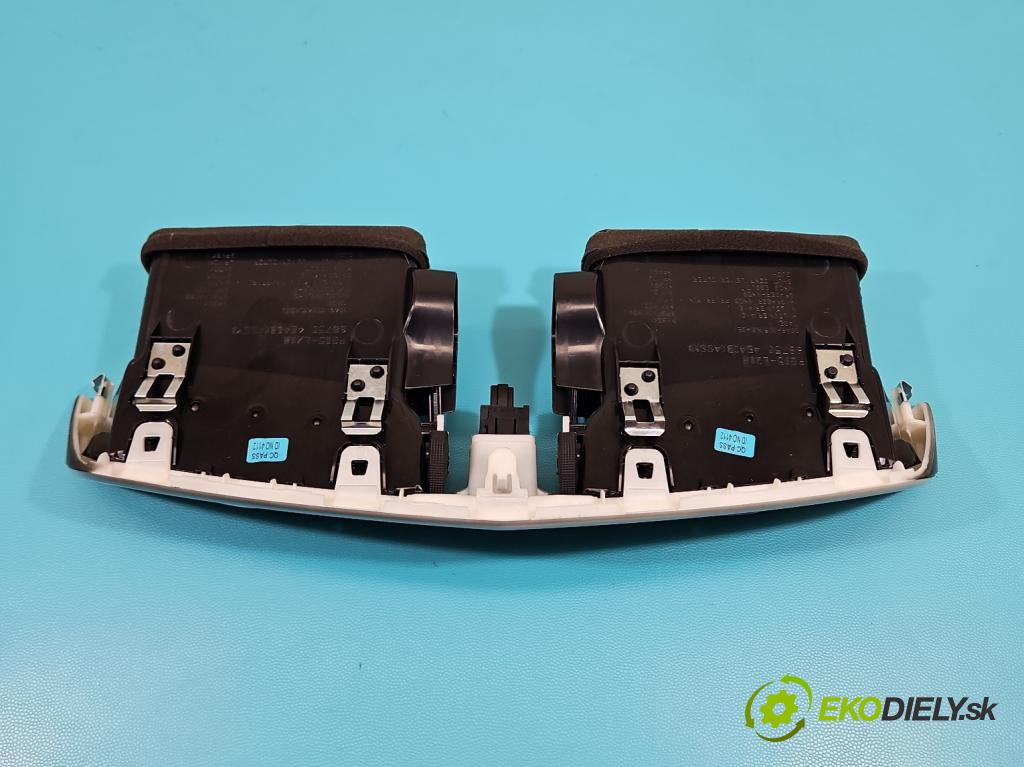 Nissan Qashqai II J11 2013-2021 1.2 T 116 HP manual 85 kW 1197 cm3 5- Mřížka: kúrenia stredová 68750HV50A (Mriežka kúrenia (fukár))