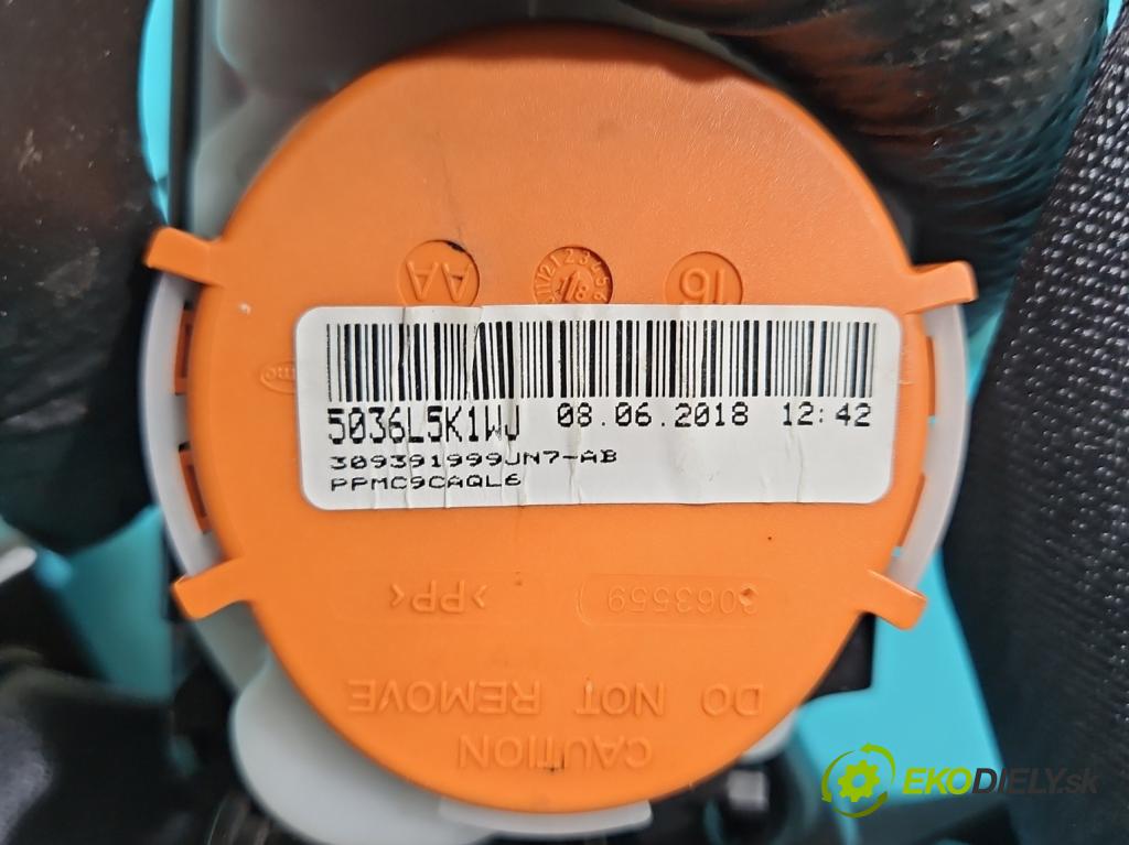 Nissan Qashqai II J11 2013-2021 1.2 T 116 HP manual 85 kW 1197 cm3 5- pas bezpečnosť: predné pravý