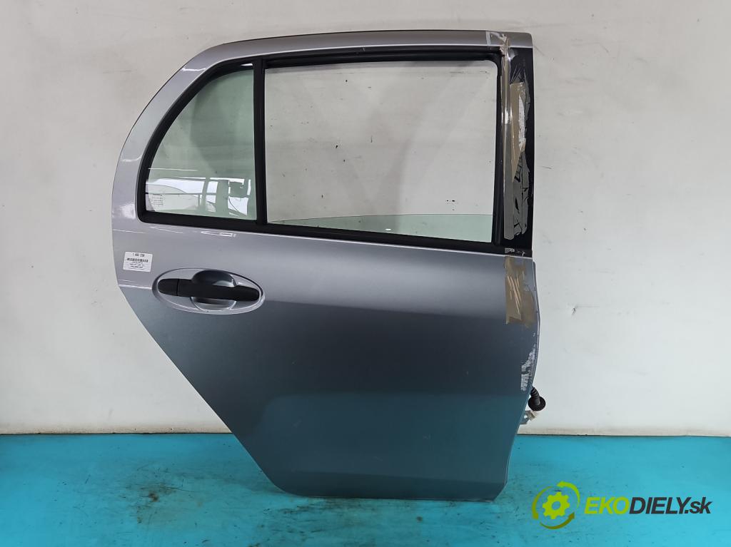 Toyota Yaris II 2005-2011 1.3 vvti 87 hp manual 64 kW 1298 cm3 5- dveře zadní pravé  (Klika dveří ostatní)