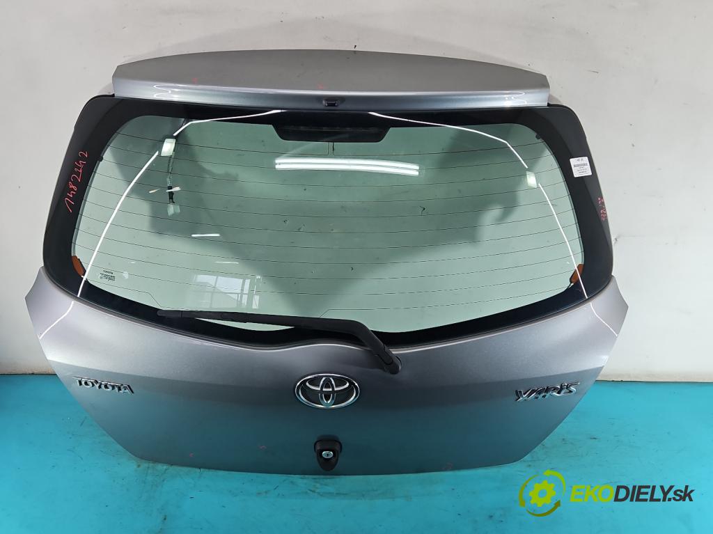 Toyota Yaris II 2005-2011 1.3 vvti 87 hp manual 64 kW 1298 cm3 5- zadní kufrové dveře  (Zadní kapota (kufr))