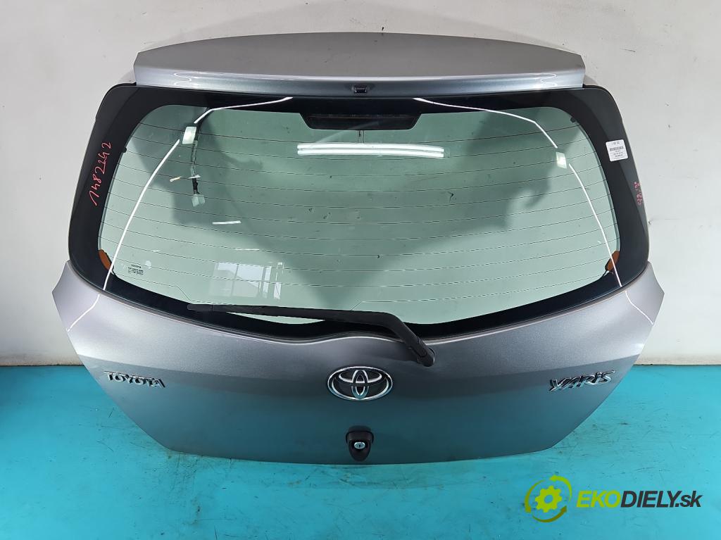 Toyota Yaris II 2005-2011 1.3 vvti 87 hp manual 64 kW 1298 cm3 5- zadní kufrové dveře  (Zadní kapota (kufr))