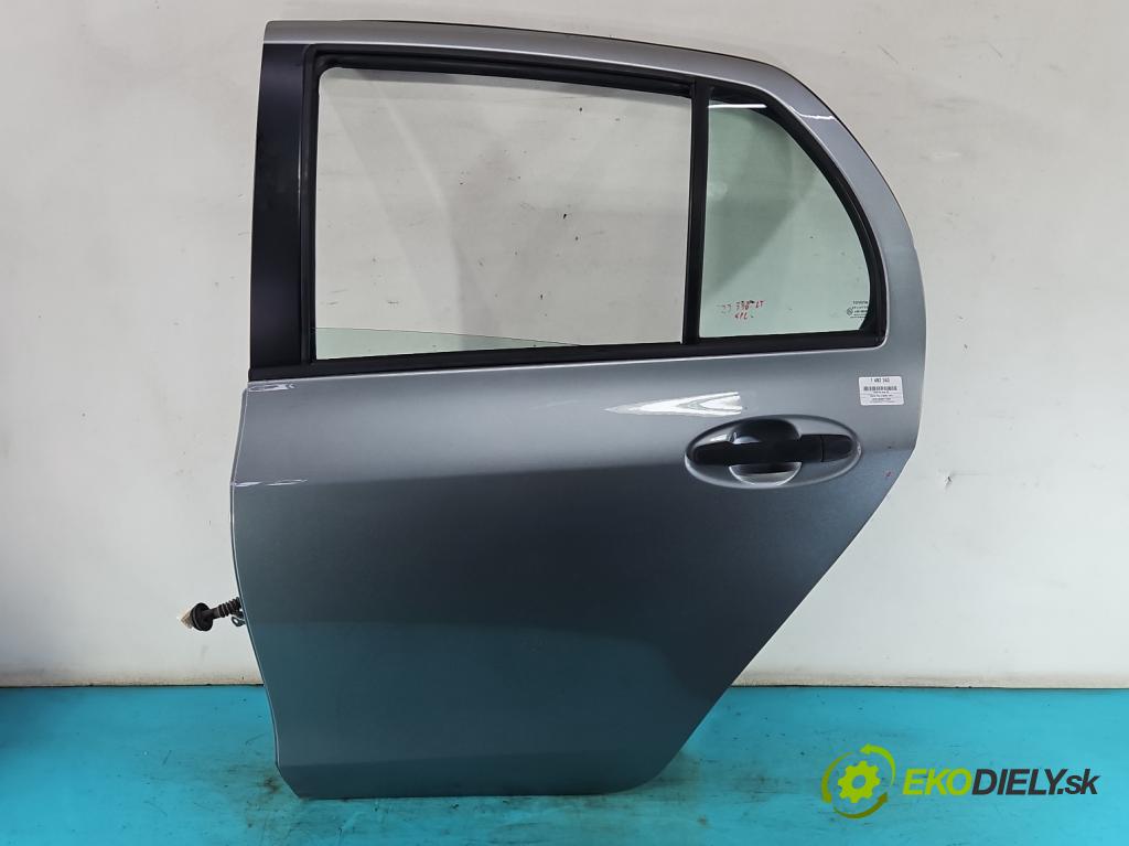 Toyota Yaris II 2005-2011 1.3 vvti 87 hp manual 64 kW 1298 cm3 5- dveře zadní levé  (Klika dveří ostatní)