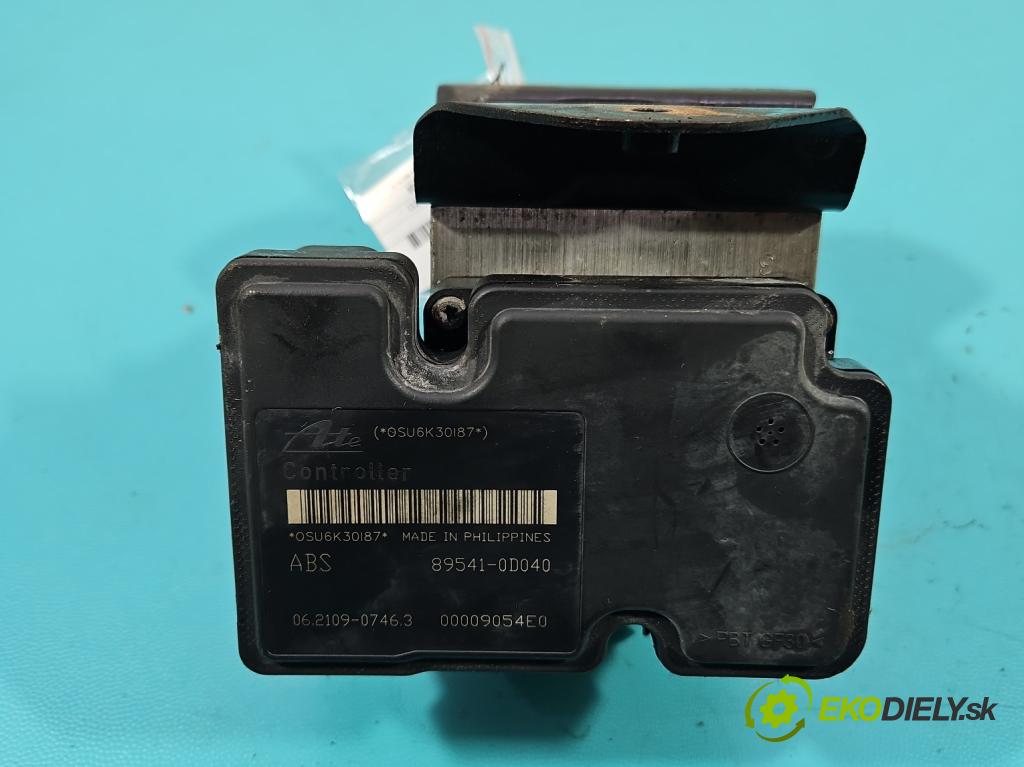 Toyota Yaris II 2005-2011 1.3 vvti 87 HP manual 64 kW 1298 cm3 5- čerpadlo abs 89541-0D040 (Pumpa ABS)