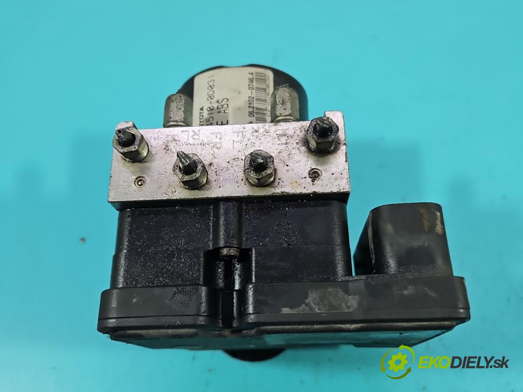 Toyota Yaris II 2005-2011 1.3 vvti 87 HP manual 64 kW 1298 cm3 5- čerpadlo abs 89541-0D040 (Pumpa ABS)