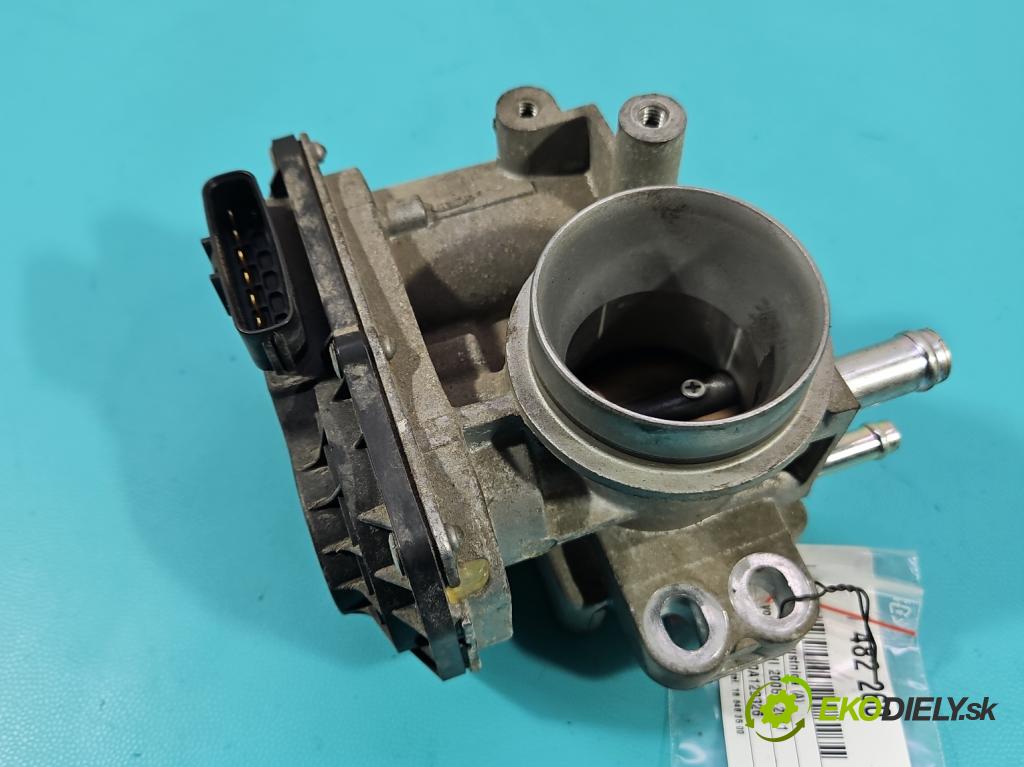 Toyota Yaris II 2005-2011 1.3 vvti 87 HP manual 64 kW 1298 cm3 5- klapka 22030-23010 (Škrtiaca klapka)