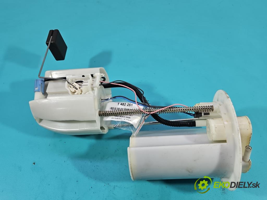 Toyota Yaris II 2005-2011 1.3 vvti 87 hp manual 64 kW 1298 cm3 5- čerpadlo paliva 77020-0D080