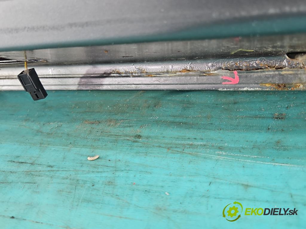 Ssangyong Rexton I 2001-2017 2.0 (671960) 155 hp automatic 114 kW 1998 cm3 5- zadní kufrové dveře  (Zadní kapota (kufr))