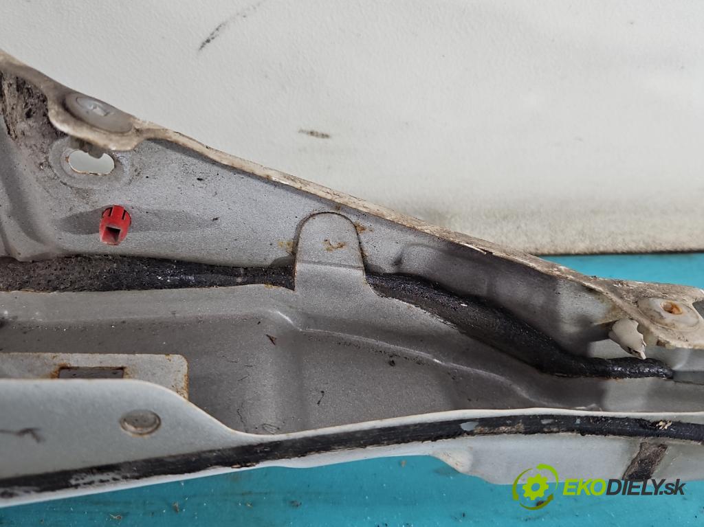 Renault Koleos I 2008-2016 2.0 dci 150 HP manual 110 kW 1995 cm3 5- blatník predné ľavý  (Blatník predný ľavý)