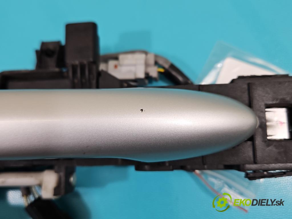 Renault Koleos I 2008-2016 2.0 dci 150 HP manual 110 kW 1995 cm3 5- rukoväť predné ľavé mimo:  (Kľučka dverí vonkajšia predná ľavá)