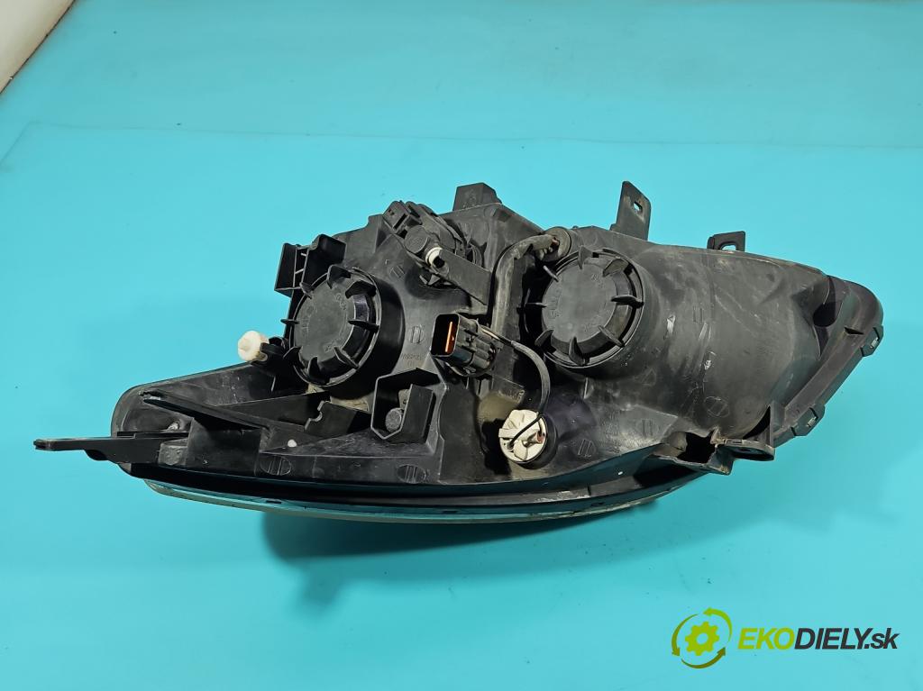 Renault Koleos I 2008-2016 2.0 dci 150 HP manual 110 kW 1995 cm3 5- Reflektor: pravý  (Svetlo predné pravé)