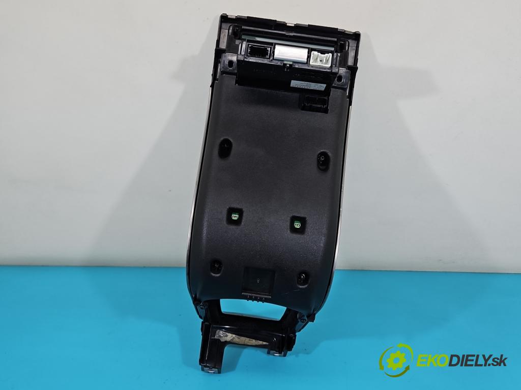 Volvo V50 2.4 140 HP automatic 103 kW 2435 cm3 5- panel kúrenia 30679647