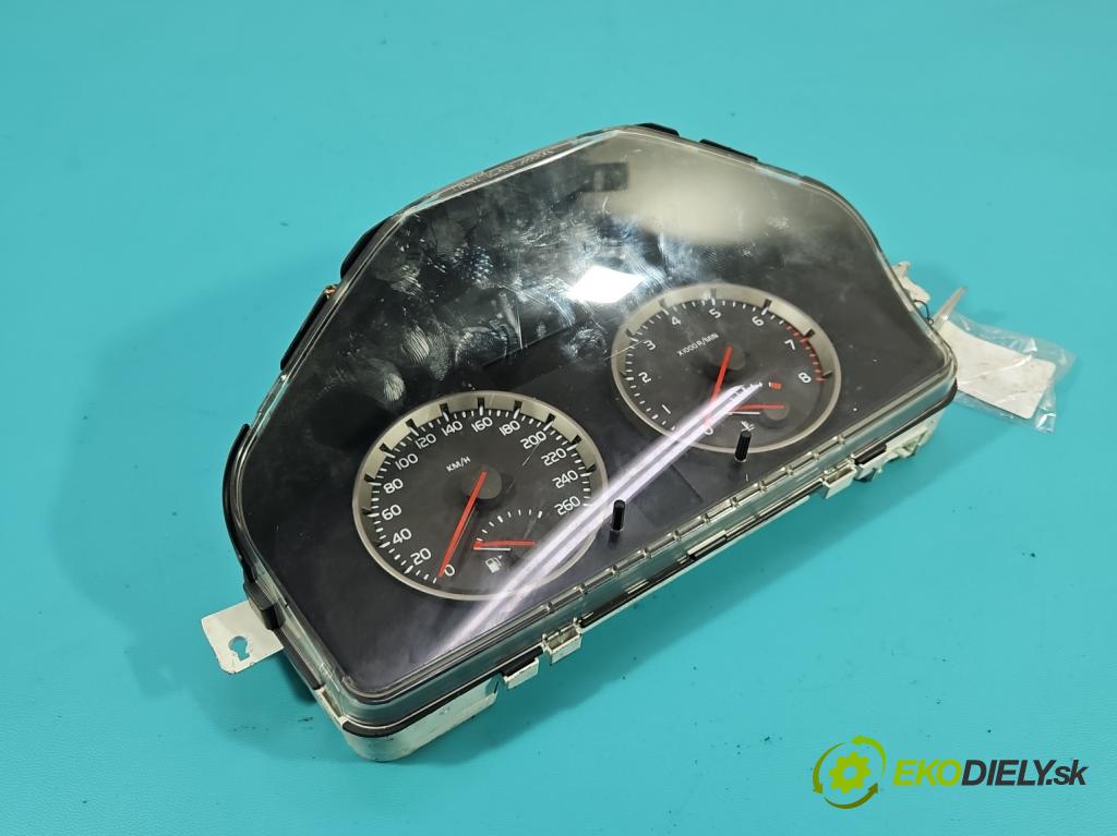 Volvo V50 2.4 140 HP automatic 103 kW 2435 cm3 5- prístrojovka/ budíky 30710071 (Prístrojová doska)