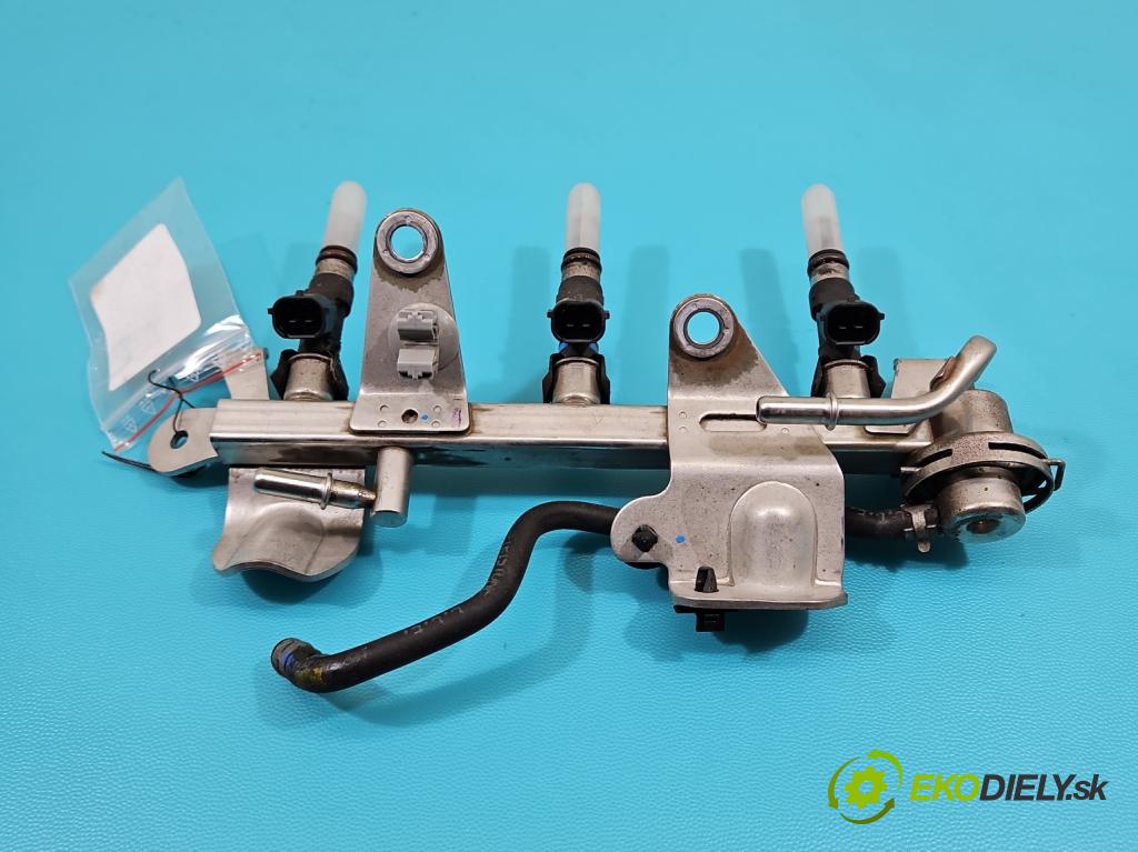 Renault Captur I 2013-2019 0.9 Tce 90 HP manual 66 kW 898 cm3 5- vstrek 175201470R (Vstrekovač paliva)