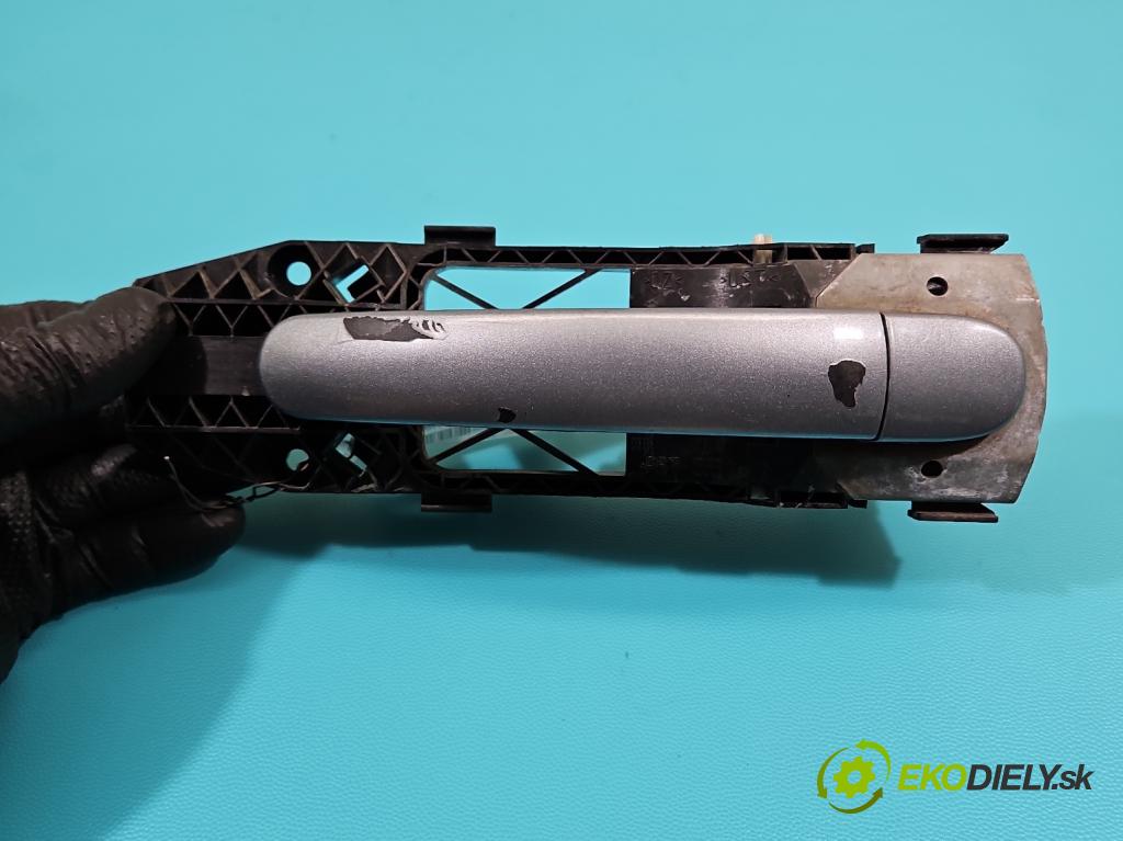 Vw Tiguan I 2007-2016 2.0 tdi 140 HP automatic 103 kW 1968 cm3 5- rukoväť predné ľavé mimo: 5N0837885C (Kľučka dverí vonkajšia predná ľavá)