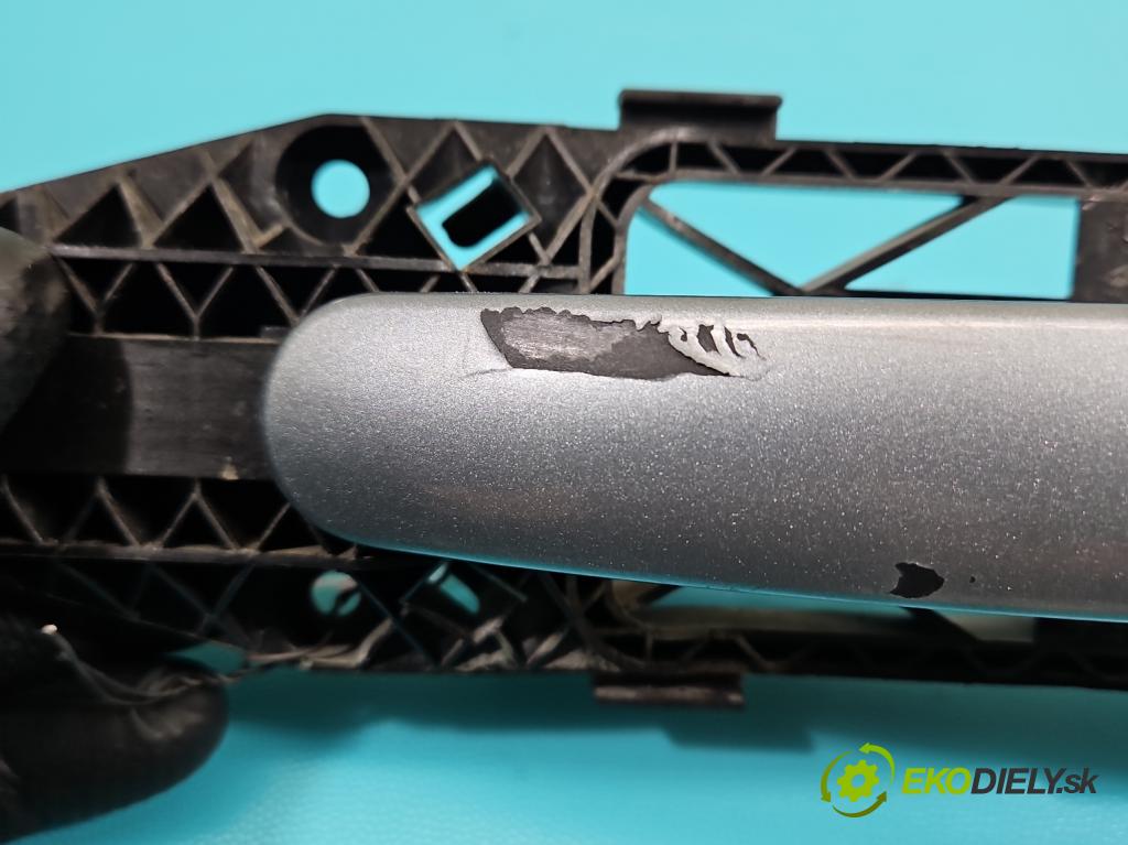 Vw Tiguan I 2007-2016 2.0 tdi 140 HP automatic 103 kW 1968 cm3 5- rukoväť predné ľavé mimo: 5N0837885C (Kľučka dverí vonkajšia predná ľavá)