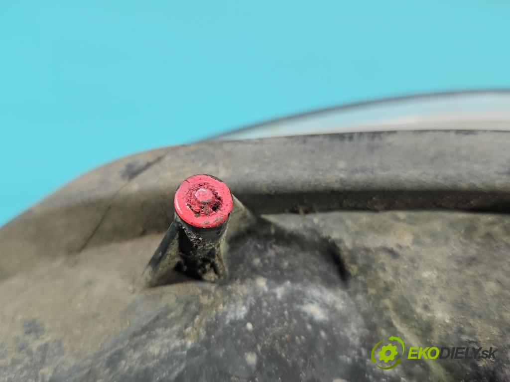 Vw Tiguan I 2007-2016 2.0 tdi 140 HP automatic 103 kW 1968 cm3 5- Reflektor: pravý 5N1941040R (Svetlo predné pravé)