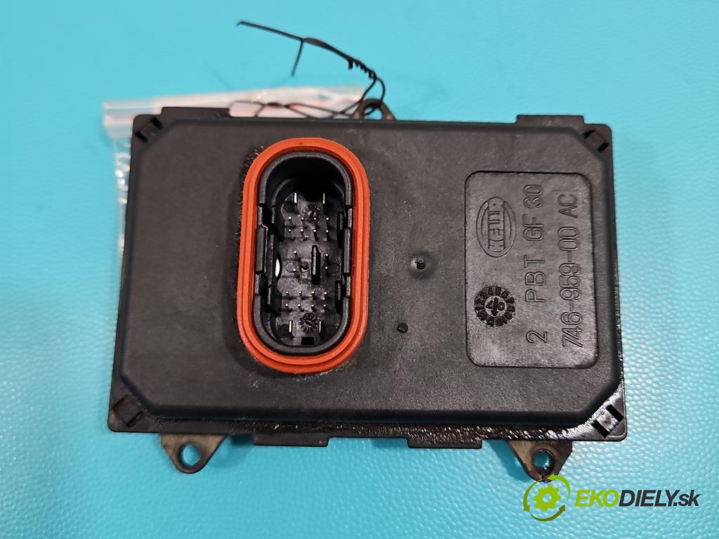 Vw Tiguan I 2007-2016 2.0 tdi 140 HP automatic 103 kW 1968 cm3 5- střídač: xenon 7L6941329B (Riadiaca jednotka xenónu)