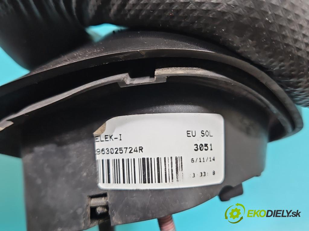 Renault Clio IV 2012-2020 0.9 Tce 90 hp manual 66 kW 898 cm3 5- zpětné zrcátko levé 963025724R (Klika dveří ostatní)