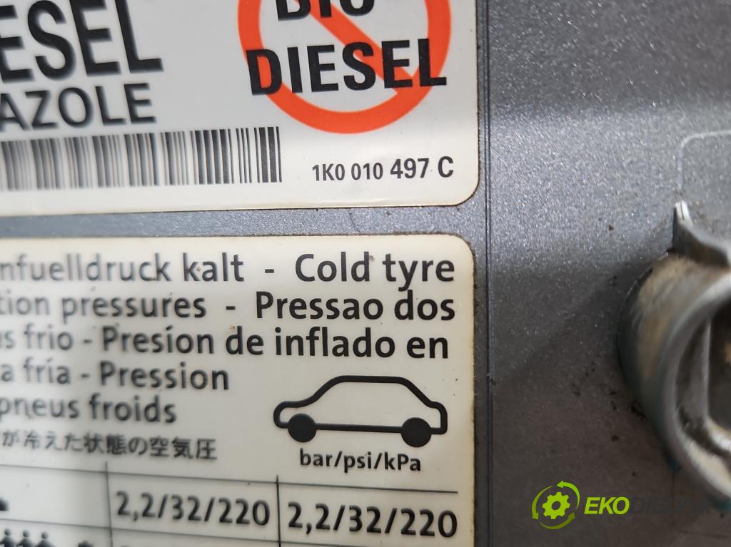 Vw Tiguan I 2007-2016 2.0 tdi 140 hp automatic 103 kW 1968 cm3 5- Klapka nalévání paliva 5N0809857B (Klika dveří ostatní)