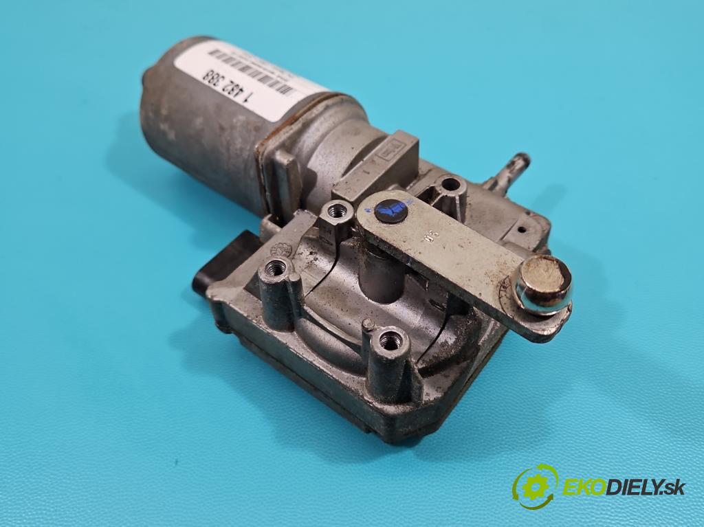 Vw Tiguan I 2007-2016 2.0 tdi 140 hp automatic 103 kW 1968 cm3 5- motor stěračů přední 5N1955119