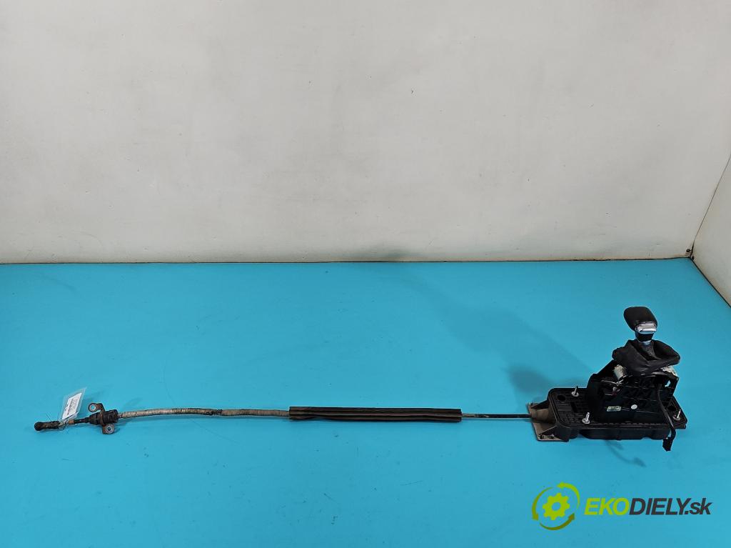 Vw Tiguan I 2007-2016 2.0 tdi 140 HP automatic 103 kW 1968 cm3 5- Páka: Změny: stupeň,rýchlosť 5N1713025 (Rýchlostná páka (kulisa))