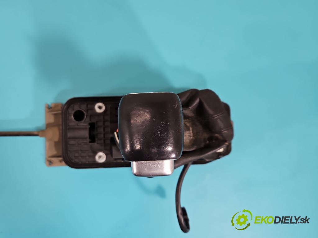 Vw Tiguan I 2007-2016 2.0 tdi 140 HP automatic 103 kW 1968 cm3 5- Páka: Změny: stupeň,rýchlosť 5N1713025 (Rýchlostná páka (kulisa))