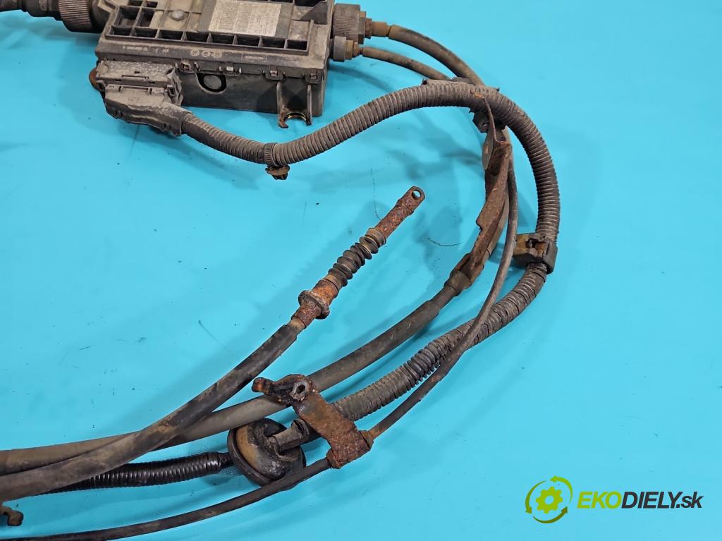 Toyota Avensis III T27 2009-2018 1.8 vvti 147 HP manual 108 kW 1798 cm3 5- Brzda manuál: elektrický:  (Ručná brzda)