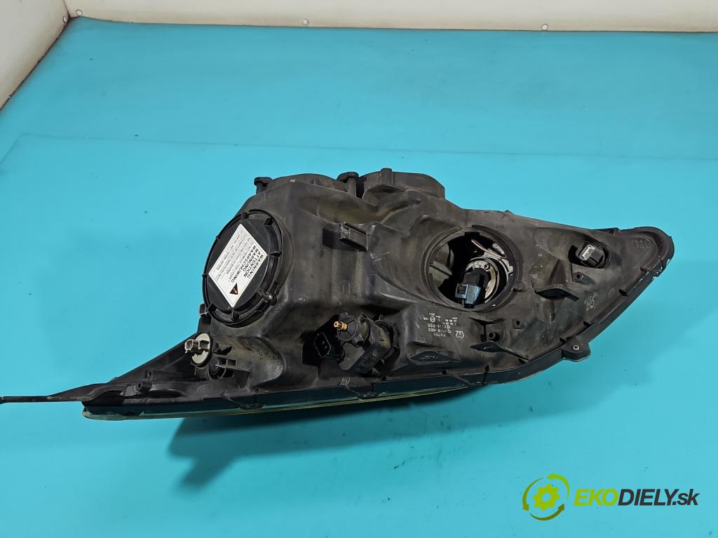 Honda CR-V III 2006-2011 2.2 i-CTDi 140 HP manual 103 kW 2204 cm3 5- Reflektor: pravý  (Svetlo predné pravé)