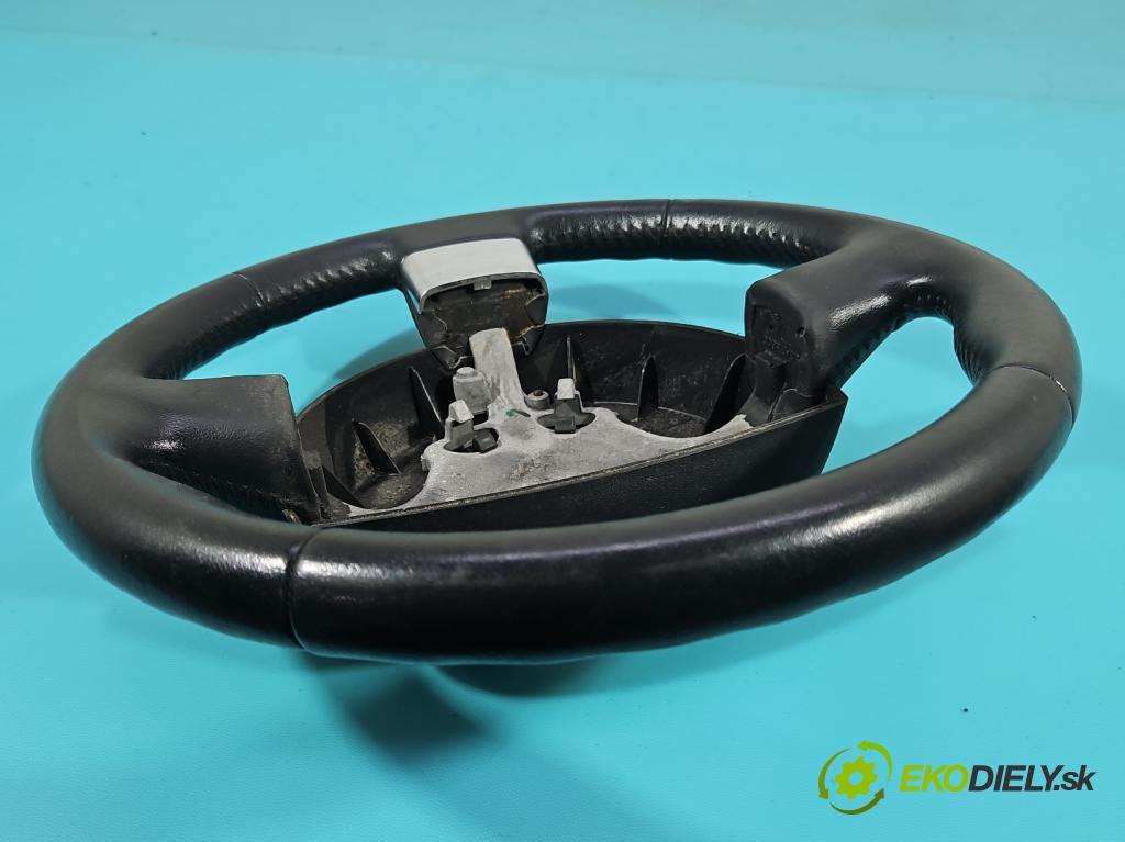 Ford Fiesta Mk6 2002-2008 1.3 60 hp manual 44 kW 1299 cm3 3- volant  (Volant)