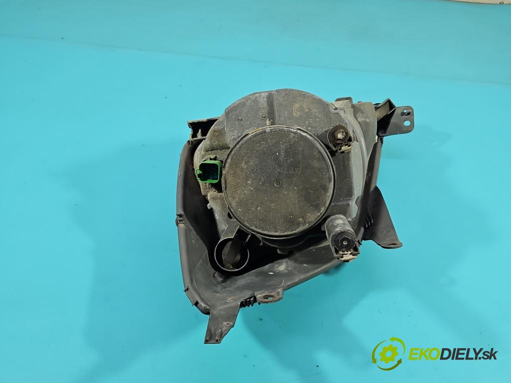 Ford Fiesta Mk6 2002-2008 1.3 60 HP manual 44 kW 1299 cm3 3- Reflektor: pravý 6S61-13W029-AE (Svetlo predné pravé)