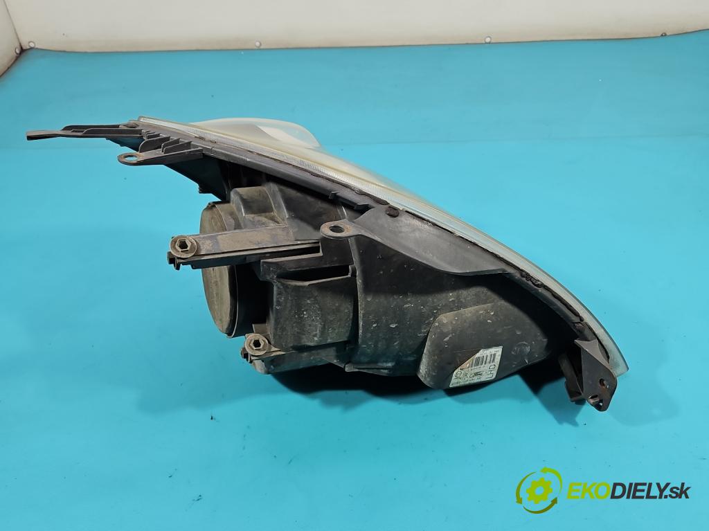 Ford Fiesta Mk6 2002-2008 1.3 60 HP manual 44 kW 1299 cm3 3- Reflektor: ľavý 0301224311 (Kľučka dverí ostatné)