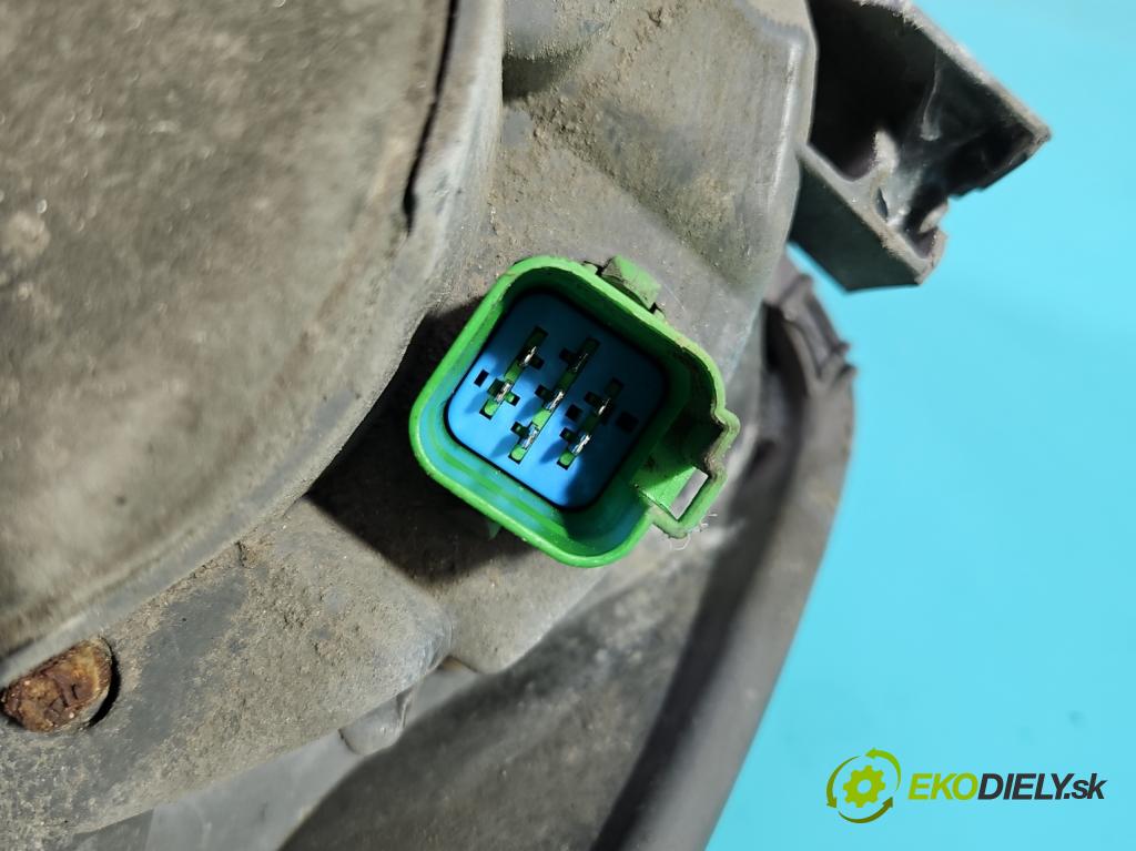 Ford Fiesta Mk6 2002-2008 1.3 60 HP manual 44 kW 1299 cm3 3- Reflektor: ľavý 0301224311 (Kľučka dverí ostatné)