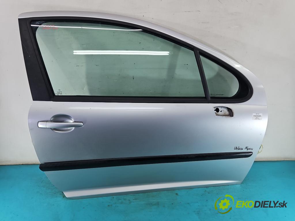 Peugeot 207 1.4 8V 73 hp manual 54 kW 1360 cm3 3- dveře přední pravé  (Klika dveří ostatní)