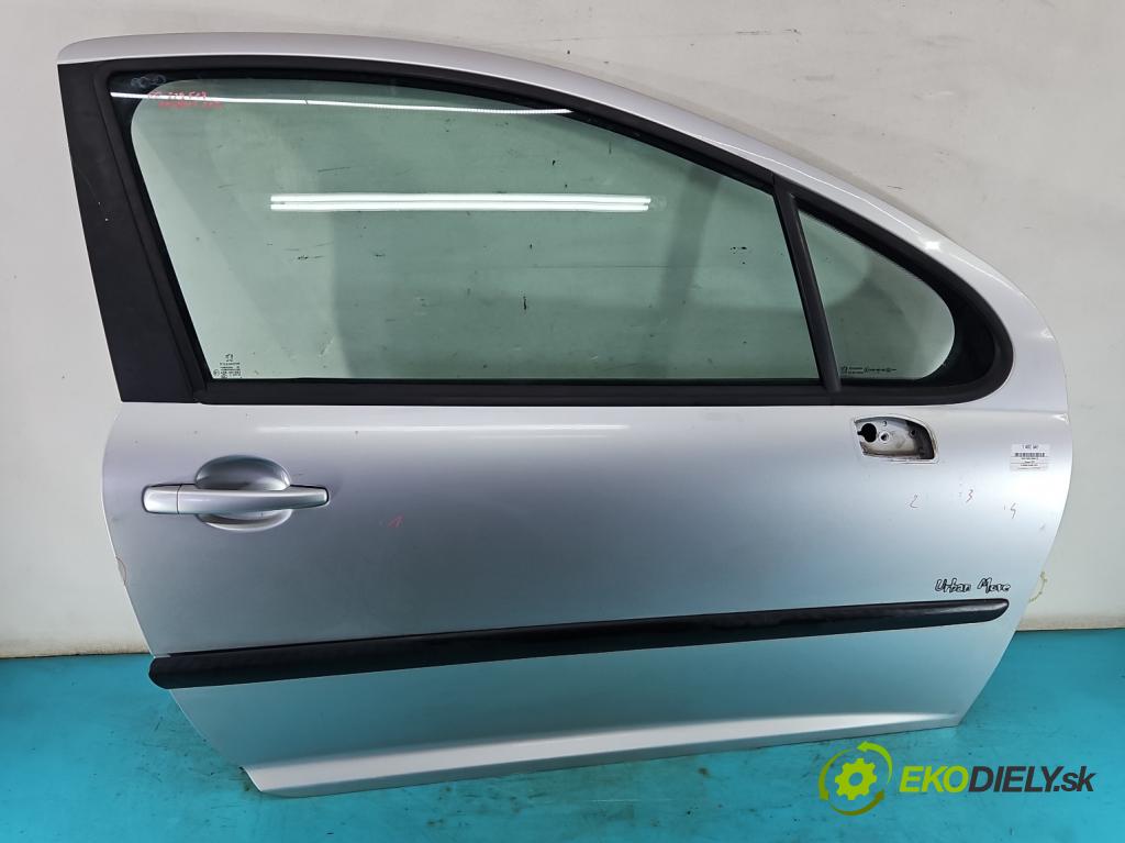Peugeot 207 1.4 8V 73 hp manual 54 kW 1360 cm3 3- dveře přední pravé  (Klika dveří ostatní)