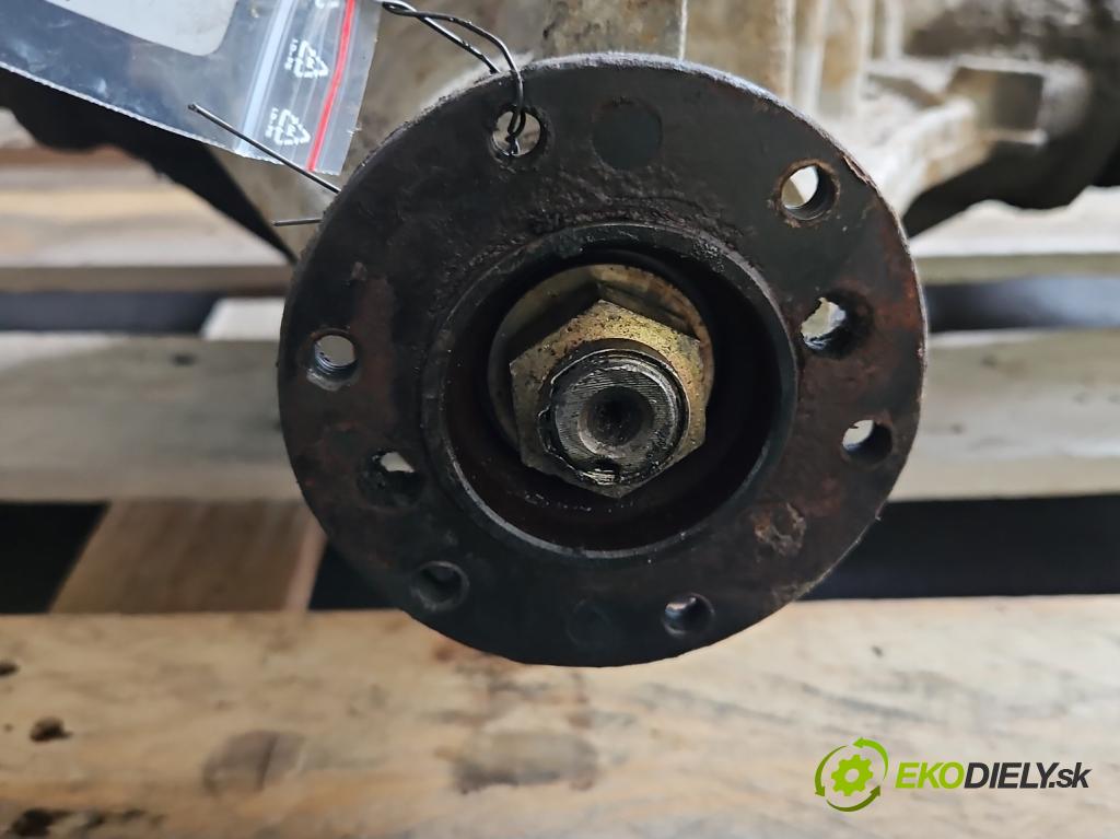 Fs lublin Lublin 3 2.4 TD 102 HP manual 75 kW 2417 cm3 5- Most: zadní: