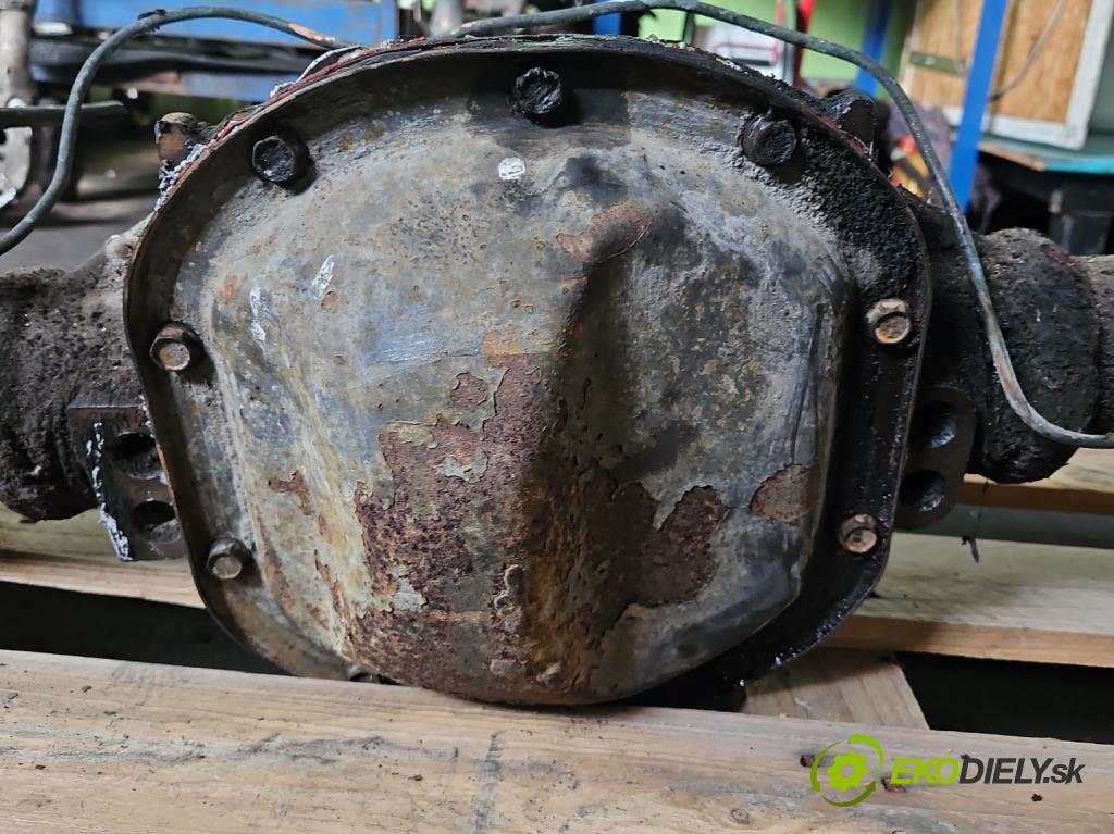 Fs lublin Lublin 3 2.4 TD 102 HP manual 75 kW 2417 cm3 5- Most: zadní: