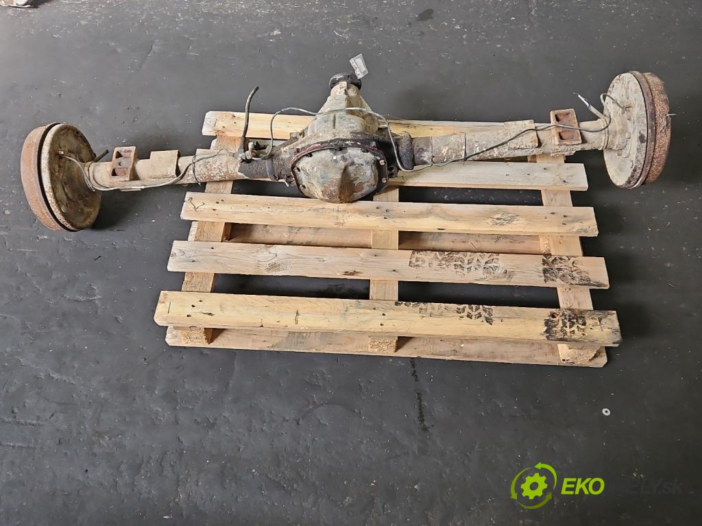 Fs lublin Lublin 3 2.4 TD 102 HP manual 75 kW 2417 cm3 5- Most: zadní: