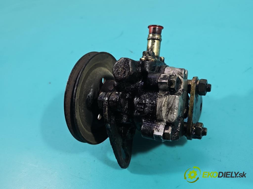 Fs lublin Lublin 3 2.4 TD 102 HP manual 75 kW 2417 cm3 5- čerpadlo posilovač 70-0318 (Servočerpadlo)