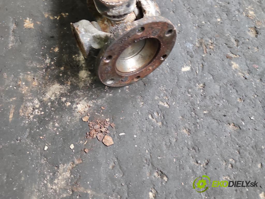 Fs lublin Lublin 3 2.4 TD 102 HP manual 75 kW 2417 cm3 5- Hřídel: zadné  (Kardaňový hriadeľ)