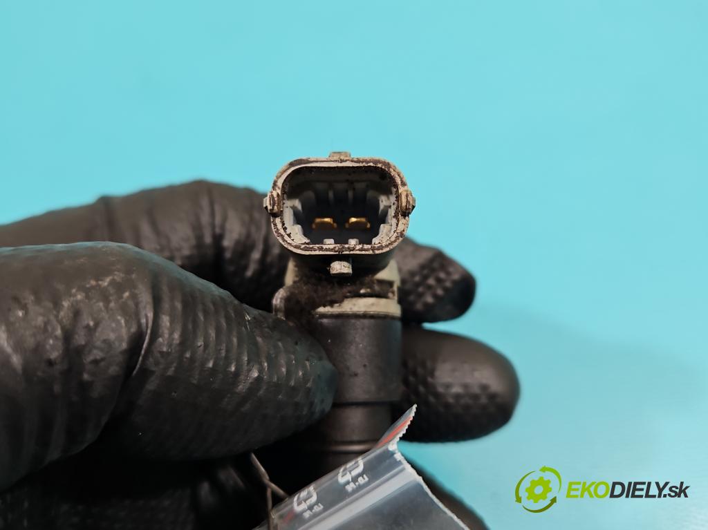 Opel Zafira A 1999-2005 1.8 16V 125 hp manual 92 kW 1796 cm3 5- snímač pozice: hřídel klikový  (Snímač polohy klikového hřídele)