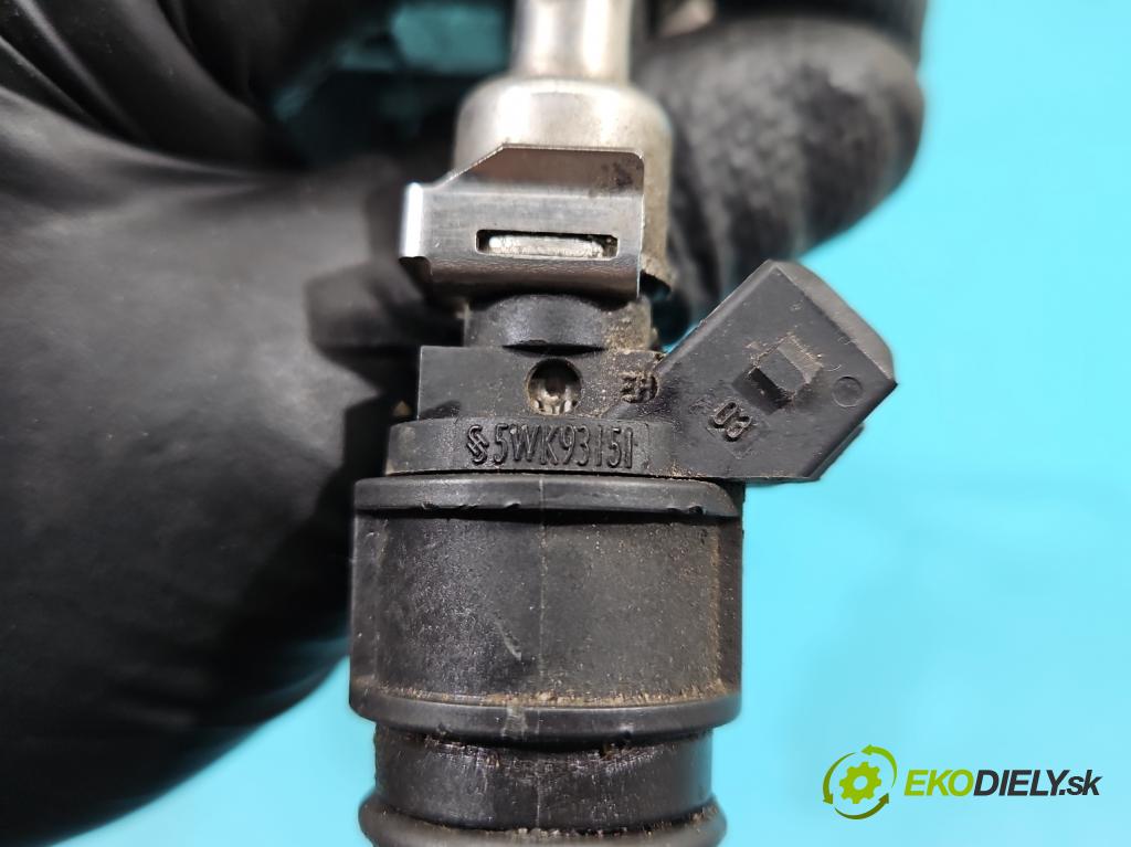 Opel Zafira A 1999-2005 1.8 16V 125 HP manual 92 kW 1796 cm3 5- vstrek 90536149 (Vstrekovač paliva)