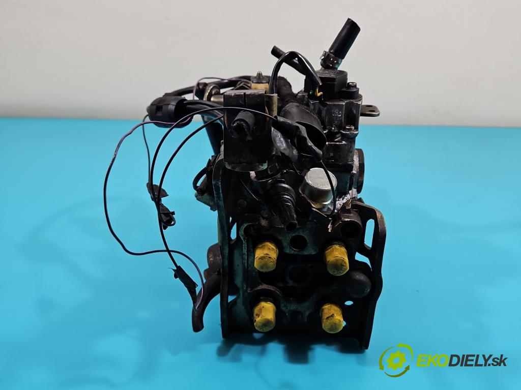 Ford Mondeo Mk2 1996-2000 1.8 TD 90 HP manual 66 kW 1753 cm3 5- čerpadlo vstrekovacia 8448B251A (Vstrekovacie čerpadlo)