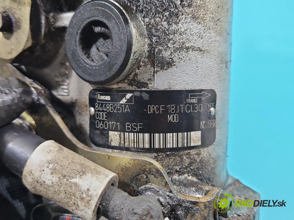 Ford Mondeo Mk2 1996-2000 1.8 TD 90 HP manual 66 kW 1753 cm3 5- čerpadlo vstrekovacia 8448B251A (Vstrekovacie čerpadlo)