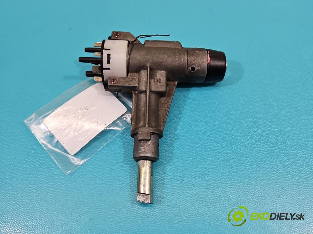 Audi 80 B4 1991-1994 2.0 8V 116 HP manual 85 kW 1984 cm3 4- Spínačka  (Spínacia skrinka)