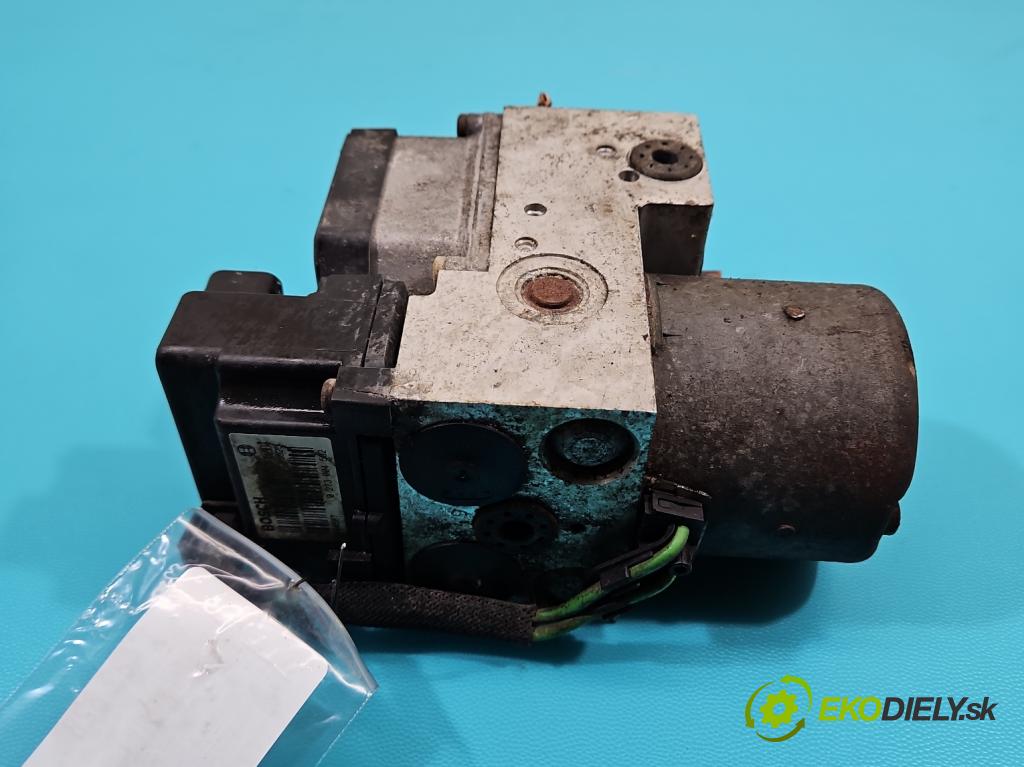 Opel Zafira A 1999-2005 1.8 16V 125 HP manual 92 kW 1796 cm3 5- čerpadlo abs 0265220636 (Pumpa ABS)